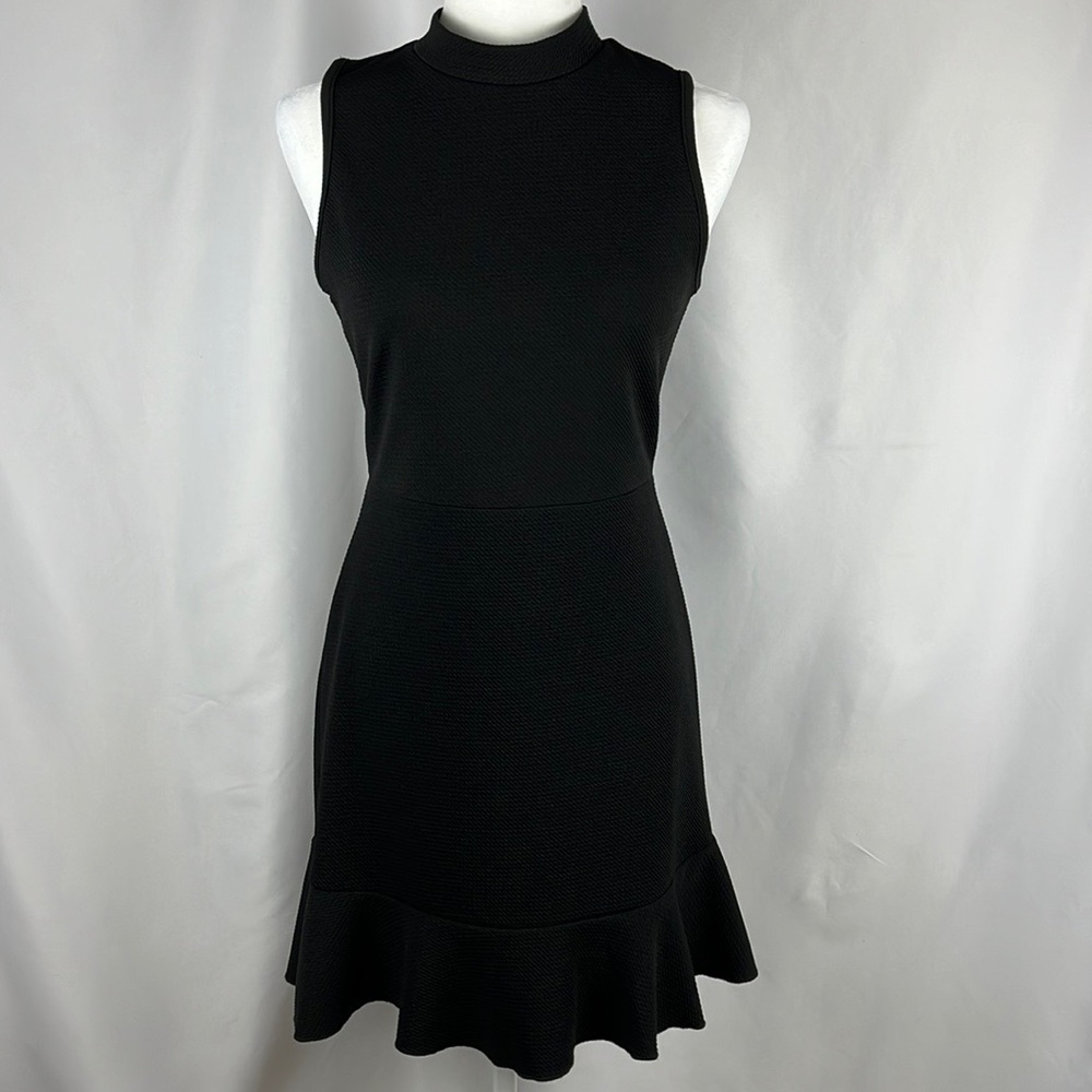 Caution To The Wind Mock Neck Black
Flare Dress